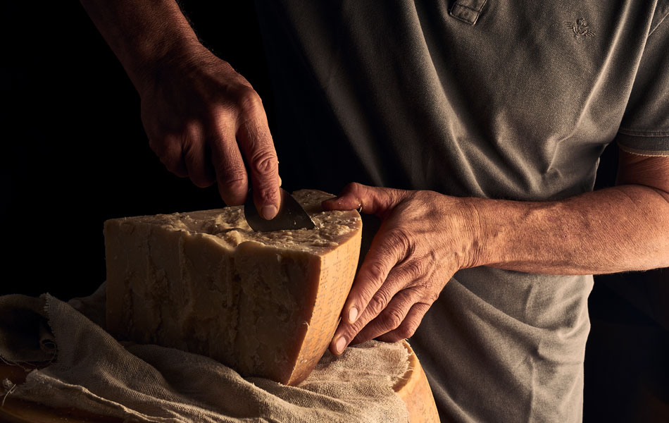 proprietà parmigiano reggiano