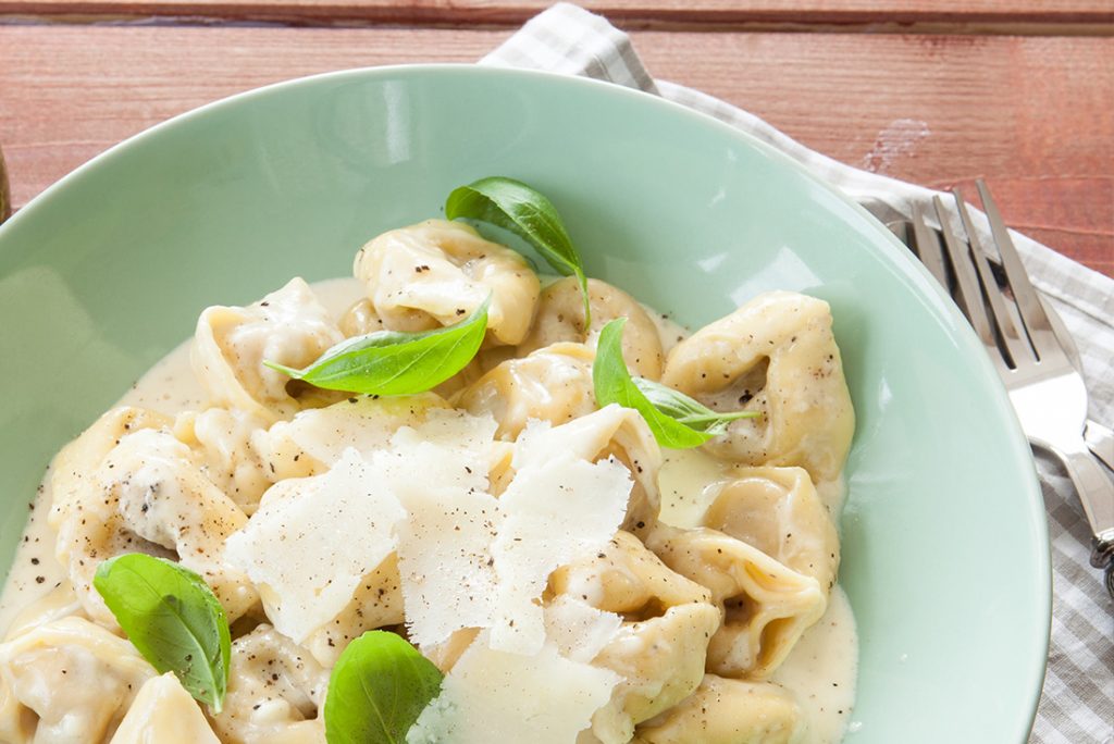 tortellini in crema di parmigiano