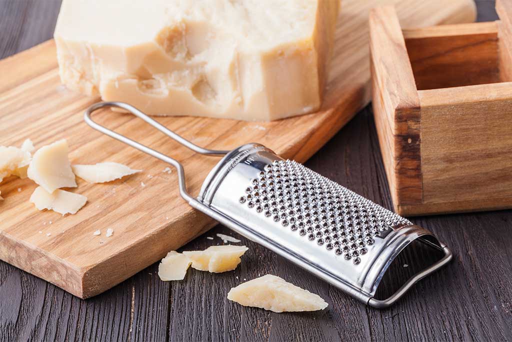 Parmigiano da grattugiare: quanti mesi scegliere? - Caseificio San Simone